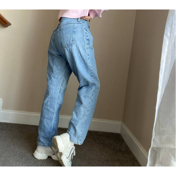 vintage y2k light wash Riders jeans, petite 12 (fits like a 30/31 S) - Picture 4 of 11